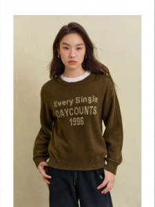 DUSHU | Plus Size Preppy Letter Embroidered Round Neck Knitwear