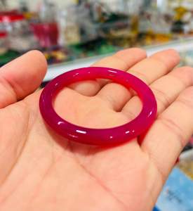 Vòng tay đá mã não Hồng cánh sen bản đủa siêu xinh cho bé gái nhỏ.