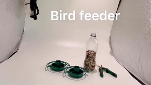 1Pc Hanging Soda Bottle Bird Feeder Automatical Feeding Outdoors Hanging Feeding Tray for Soda Bottles Filled (LxH)12.5 x 3.8cm