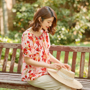 Comfortable Versatile Floral Short-sleeve Blouse