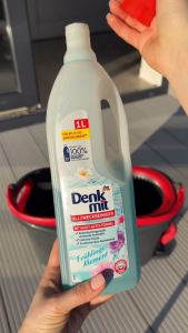 Nước Lau Sàn gạch bóng cao cấp Denkmit chai 1 Lít Lau sạch Tạo độ sáng bóng Đuổi côn trùng An toàn khi sử dụng hàng nhập khẩu Đức