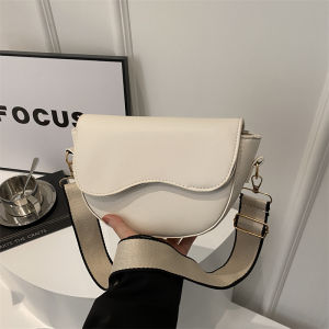 French Niche 2023 New Womens Fashion Shoulder Bag Soft PU Leather Magnetic Clasp Closure Pure Color Casual Saddle Bag