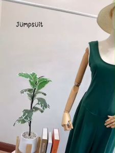 จั้มสูทขายาว แขนกุด ทรงปล่อย TW22296