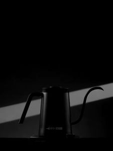 MHW-3BOMBER Assassin Smart Electric Coffee Kettle Precise Temperature Control Gooseneck Kettles Pour Over Coffee Kettle 600ml