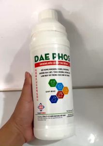 Daeyong Dae Phos ( 1 lít ) Bổ sung khoáng canxi phospho phòng bại liệt tăng khung chống còi vỏ trứng dày sau 24 h sử dụng dùng trong Thú Y