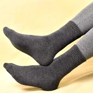 6 Pairs Classic Black Mid Calf Crew Socks Comfortable Sweat Resistant Dress Sock for Office Business Daily Casual Travel Outfits