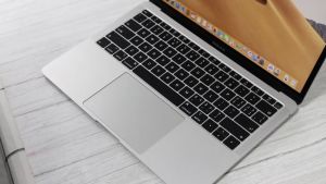 Pelindung Trackpad Transparan untuk Macbook Air & Pro