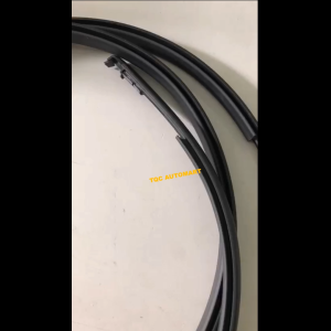 ORIGINAL TOYOTA WISH ZNE10 2003-2008 ROOF MOULDING LINING GETAH LUAR BUMBUNG RUBBER OUTERSTRIP WINDOW 75551-68010
