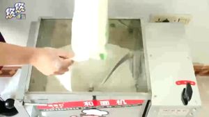 Máy trộn bột ngang đảo nguyên liệu đảo bột thịt xay bánh tráng nhân bánh bao nem chua chả cua chả cá