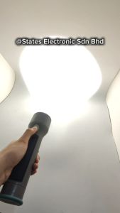 Energizer Hybrid Solar Flashlight 600 Lumens with 2 AA Battery & Type C USB Cable Rechargeable 3 Modes (YSHH21)