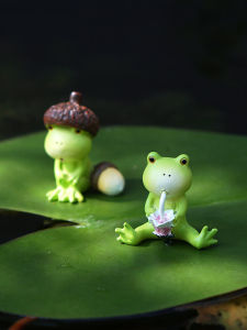 Cute Creative Frog Figurine Stress Relief Doll Emotion Stabilizer Garden Balcony Flower Pot Landscape Miniature Decoration Resin Material Green Color
