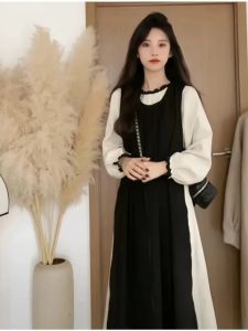 ชุดเดรสสีดำสไตล์ฝรั่งเศสสำหรับผู้หญิงในช่วงต้นฤดูใบไม้ร่วง ชุดกระโปรงทรงเอเอวสูง แขนยาว สไตล์เกาหลี