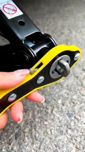 Kunci Pas Dongkrak Mobil & Alat Kunci Besi Pemutar Dongkrak Universal