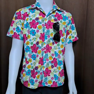 เสื้อเชิ้ตลายดอกผ้าดีสีสวยทรงสวยมาก ผ้าไม่หดสีไม่ตก