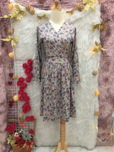 Đầm Cổ V Đắp Thắt Nơ Eo2 hand- hiệu Size S M(Đ215)