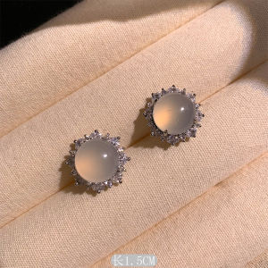 New Chinese Style White Agate Duck Egg Face Emerald Stud Earrings Womens Ring High-End Feeling Earrings Fashion Jewelry