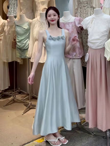 Váy Dài Không Tay Cổ Vuông Cạp Cao Họa Tiết Hoa Phong Cách Hepburn Mùa Hè 2025 Váy Midi Cạp Cao Thời Trang Nữ