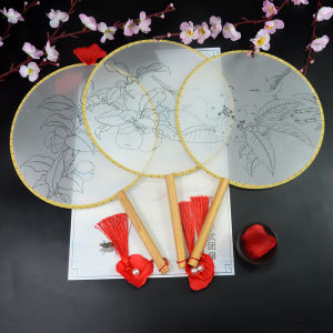 พัดไหมเขียนภาพแบบจีน ทรงกลม วัสดุสีสันสดใส วัสดุพัดไหม วัสดุพัดไม้ วัสดุพัดกระดาษ วัสดุพัดกระดาษแข็ง วัสดุพัดกระดาษแข็ง