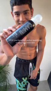 Camou Niacinamide Mattifying Cooling Sunscreen Mist SPF50 PA++++: Niacinamide Cooling Ceramides Skin Repair