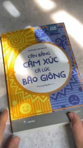 Sách - Cân Bằng Cảm Xúc Cả Lúc Bão Giông - Newshop