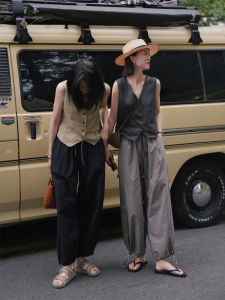 เสื้อกั๊กผ้าลินินทรงเข้ารูปคอวีแขนกุดแบบใหม่ฤดูร้อน 2025 เสื้อผ้าทำงานสำหรับผู้หญิง ชุดทำงาน แฟชั่นสตรีท ลำลอง สีพื้น