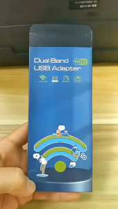 ตัวรับ WiFi Dual Band 6500Mbps: อะแดปเตอร์ไร้สาย 2.4GHz-5.8GHz การเชื่อมต่อ USB 3.0 ความเร็วสูง