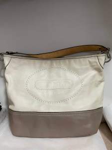 used/preloved authentic hampton weekend perforated leather shoulder bag