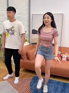 1.5m Retractable Body Measuring Tape with Y-Shape Handle for Waist Chest and Hips