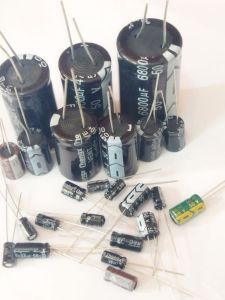 Electrolytic Capacitor 50V 0.1uF~6800uF 0.22 0.33 0.47 6.8 10 22 4700 uF Aluminum Structure Non-Polarized Passive Component
