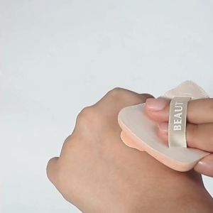 Simpskincare พัฟแต่งหน้า แป้งพัฟ พัพแต่งหน้า Powder puff 2 ชิ้น ทรงสามเหลี่ยม นุ่มสบาย จับสบายมือ