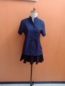 atasan kemeja wanita biru tua navy M cewek lengan pendek kerja kuliah