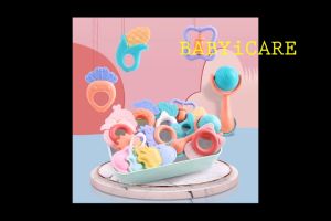 Xúc xắc và gặm nướu chất liệu silicon cao cấp an toàn và siêu tiện dụng BABY RATTLE hộp 10 món xịn xò cho bé.