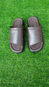 Dép nam quai ngang màu đen cao 3.5cm đế PU nhẹ da bò cao cấp THQN101699