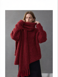 epoque de rueen | Wool Twisted Knit Holiday Red Round Neck Sweater