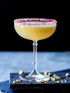 Striped Champagne Glass & High Footed Cocktail Glass: Elevate Your Elegant Dining Experience