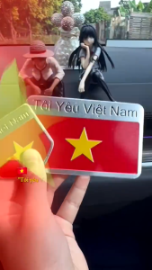 Tem cờ Việt Nam trang trí ô tô xe máy Tôi Yêu Việt Nam chất liệu hợp kim nhôm cao cấp