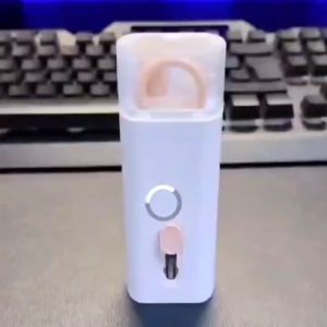 Kit Pembersihan 7 in 1: Alat Pembersih Elektronik & Aksesoris Pembersih Laptop