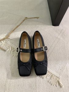 รองเท้า Mary Janes สไตล์นางฟ้า ทรงหัวเหลี่ยม สำหรับผู้หญิง ฤดูใบไม้ผลิและฤดูใบไม้ร่วง รองเท้าส้นแบนแบบผูกโบว์ รองเท้าส้นแบนแบบสวมสบาย