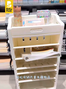 Kệ sách nhựa di động đa năng nhiều tầng phân loại tùy chỉnh cho bé có móc treo cặp hiệu Babypods