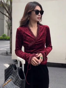 เสื้อเชิ้ตสีแดงสไตล์ใหม่ฤดูใบไม้ร่วง/ฤดูหนาว ทรงเข้ารูป คอวี แขนยาว ปกติ ปกติ เสื้อผ้าทำงานสไตล์ฝรั่งเศส