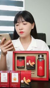 Set quà tặng bộ quà tặng sức khỏe saffron/mật ong/sâm/đông trùng hạ thảo Kingdom Herb