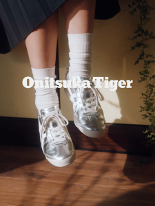 2024 Original Tiger Shoes Mens and Womens Classic MEXICO 66 Sports Shoes Fashion Versatile Casual Shoes Comfortable Soft Shock Absorbed Leather Shoes Silver/White