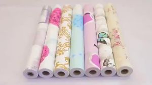 Wallpaper Sticker Dinding Motif Bulat Gold Dasar Hitam Panjang 8 s/d 9 Meter x Lebar 45cm