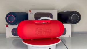 ลำโพงบลูทูธไร้สาย รุ่นใหม่ P12 Pro ลำโพงขนาดพกพาเสียงดีเบสแน่น เสียงระดับ Hi-Fi กันนํ้ากันฝุ่นระดับ IPX7 (รับประกัน 30 วัน)