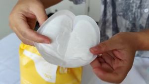 Payoe 50/100pcs Breast Pad Penyerap Asi Disposable Breastpad Menyusui
