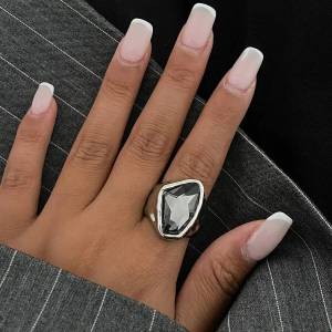 Lacteo Fashion Creative Irregular Acrylic Rhinestone Finger Ring Women Unique Goth Adjustable Open Ring Couple Jewelry Accessory