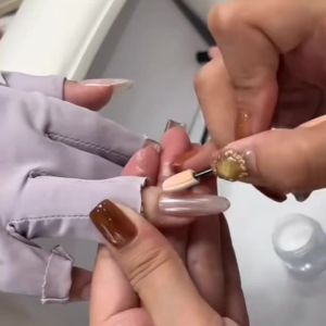 SWEET TREND-1/2 Boxes White Clear Pearl Chrome Nail Powder Aurora Moonlight Mirror Nail Glitter Powder Pigment Manicure Decor