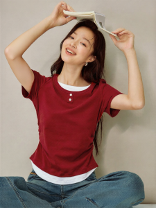 INMAN | Contrast Color Illusion Layered Wrinkle Waist Design Slimming T-Shirts