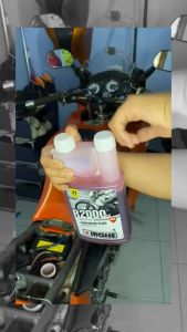 Oil Samping IPONE Strawberry R2000 RS 2T Synthetic Plus Motor Oil 1L