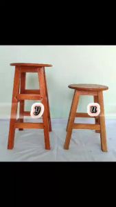 kursi cafe minimalis tinggi 75cm kayu tanpa sandaran lengan bangku bulat outdoor warna putih cat air